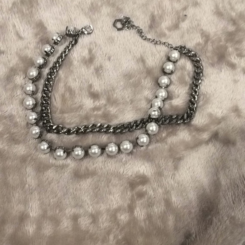Pearls and chains Vera wang necklace